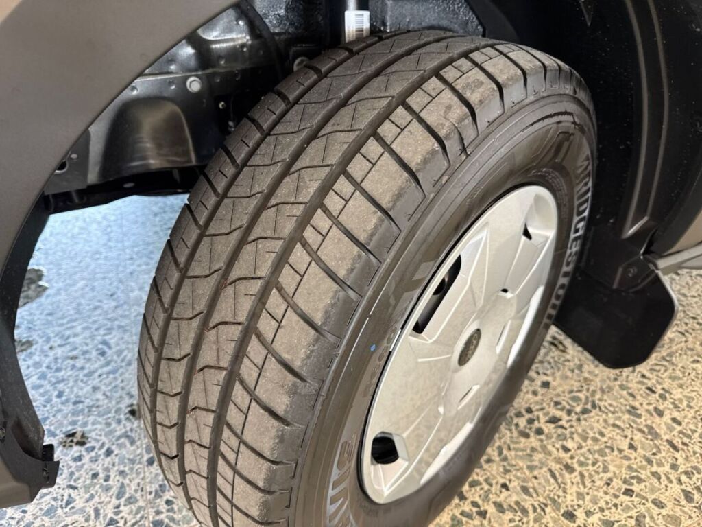 Ford Transit 2026 Magnetic