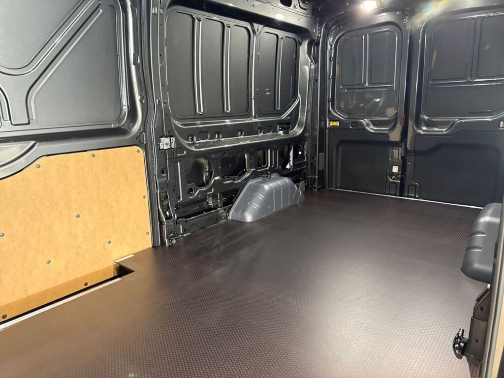 Ford Transit 2026 Magnetic