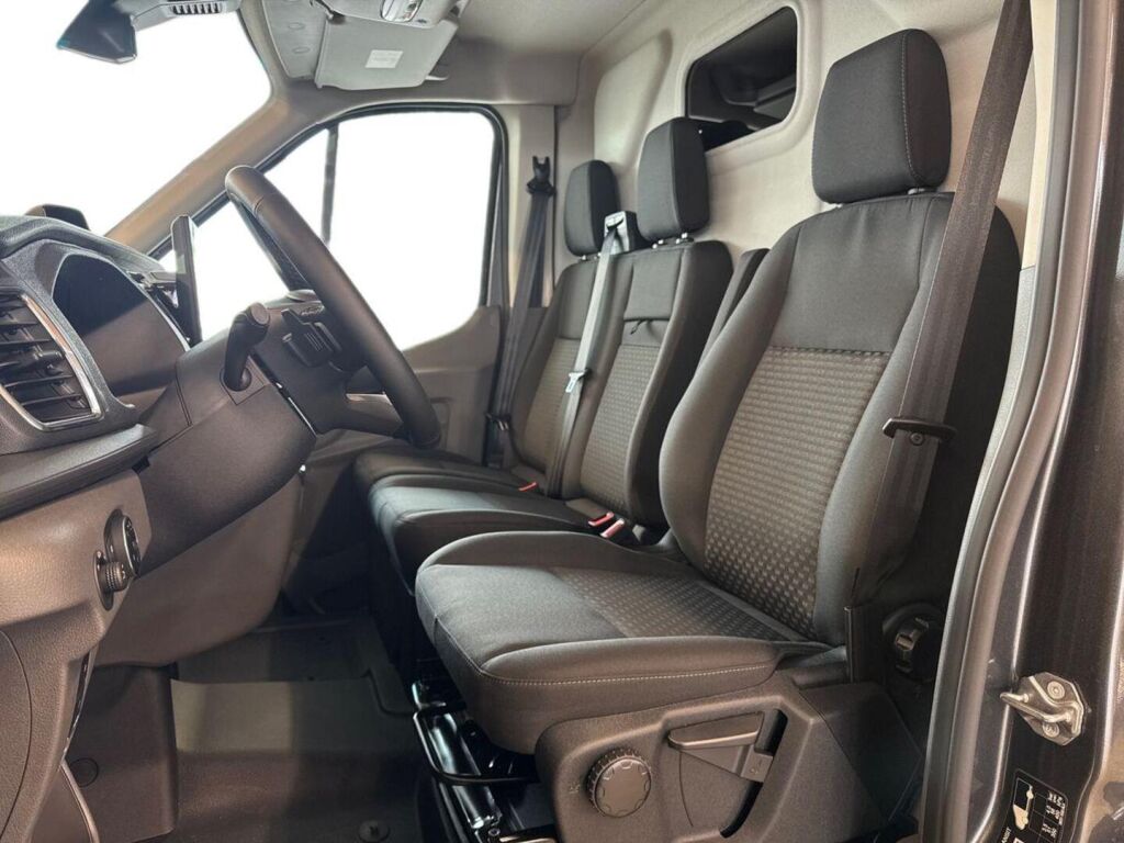Ford Transit 2026 Magnetic