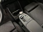 BMW iX1 2024 Musta