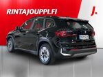 BMW iX1 2024 Musta