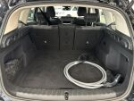 BMW iX1 2024 Musta