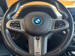 BMW iX3 2023 Punainen