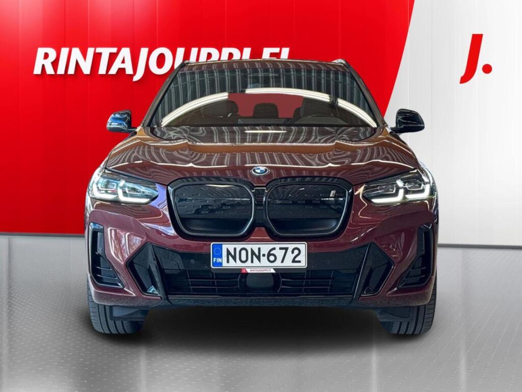 BMW iX3 2023 Punainen