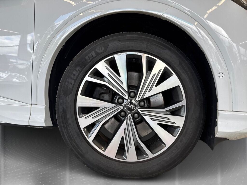 Audi Q4 e-tron 2023 