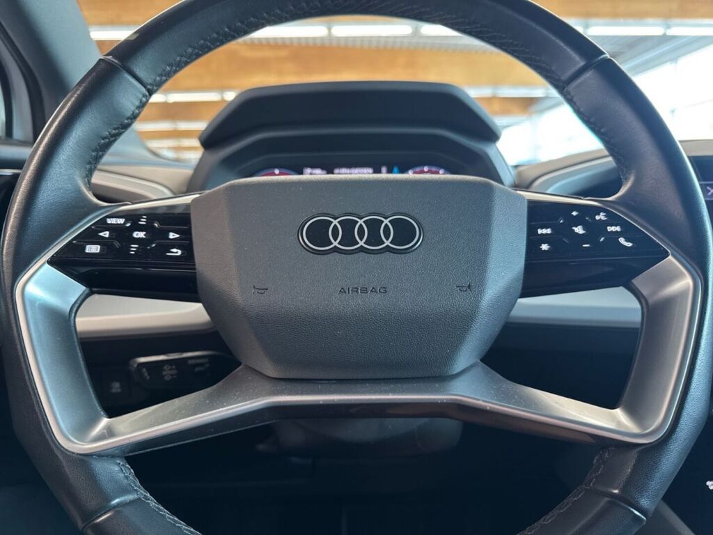 Audi Q4 e-tron 2023 