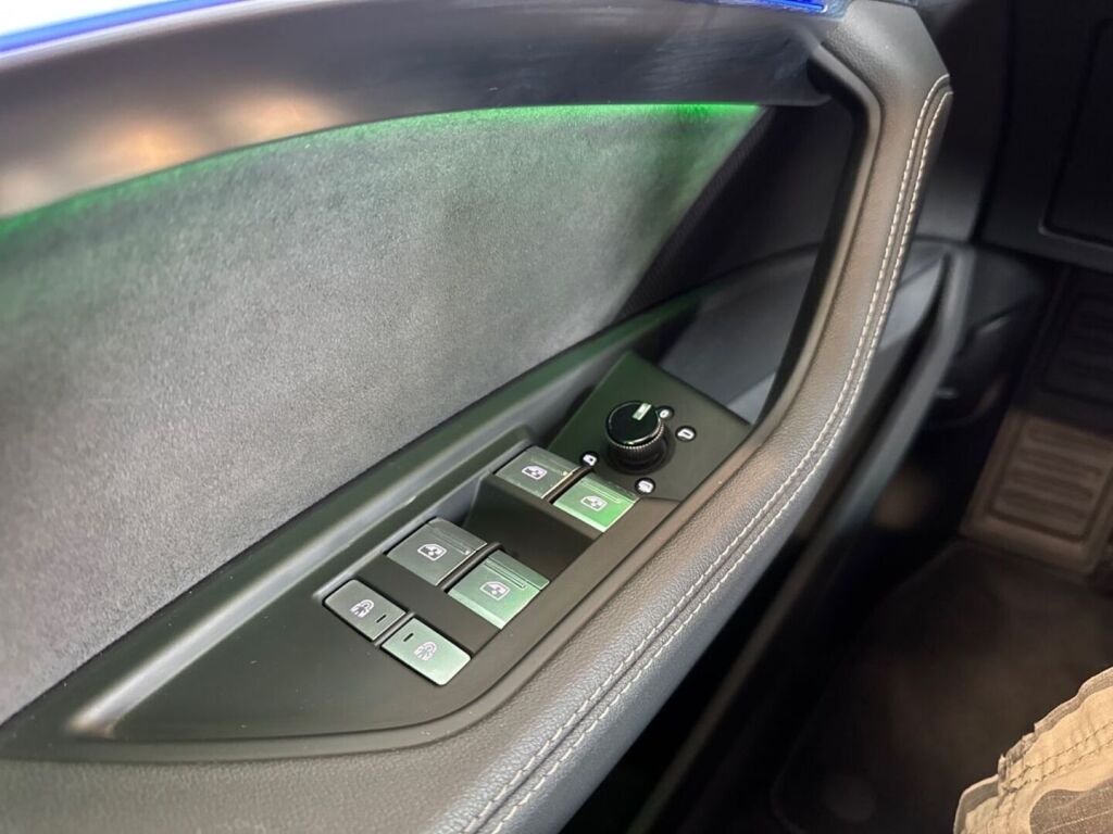 Audi Q8 e-tron 2024 Harmaa (Daytona Grey)