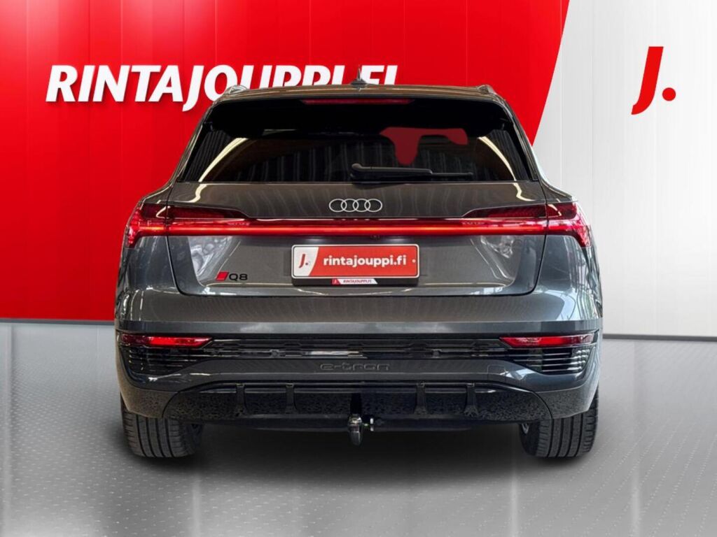 Audi Q8 e-tron 2024 Harmaa (Daytona Grey)