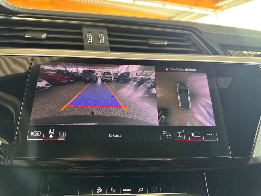 Audi Q8 e-tron 2024 Harmaa (Daytona Grey)