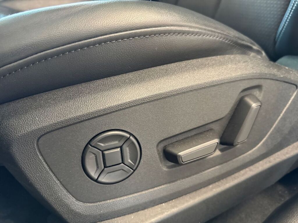 Audi Q8 e-tron 2024 Harmaa (Daytona Grey)