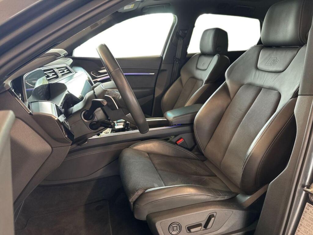 Audi Q8 e-tron 2024 Harmaa (Daytona Grey)