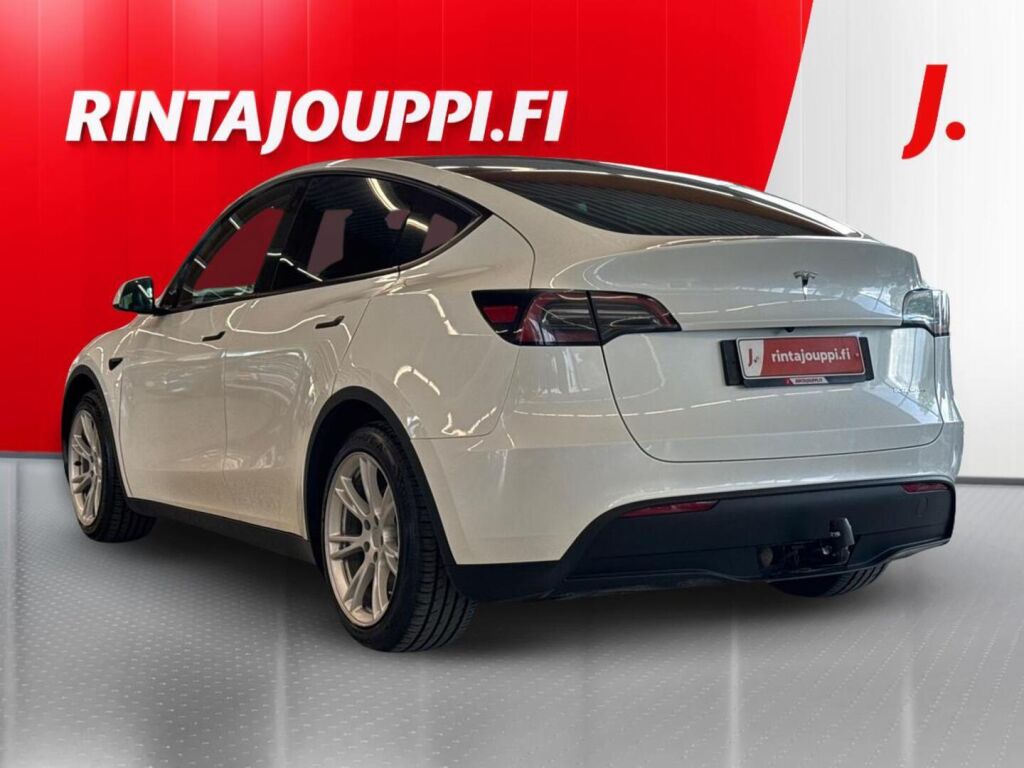 Tesla Model Y 2024 Valkoinen