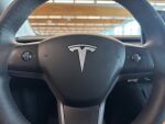 Tesla Model Y 2024 Valkoinen