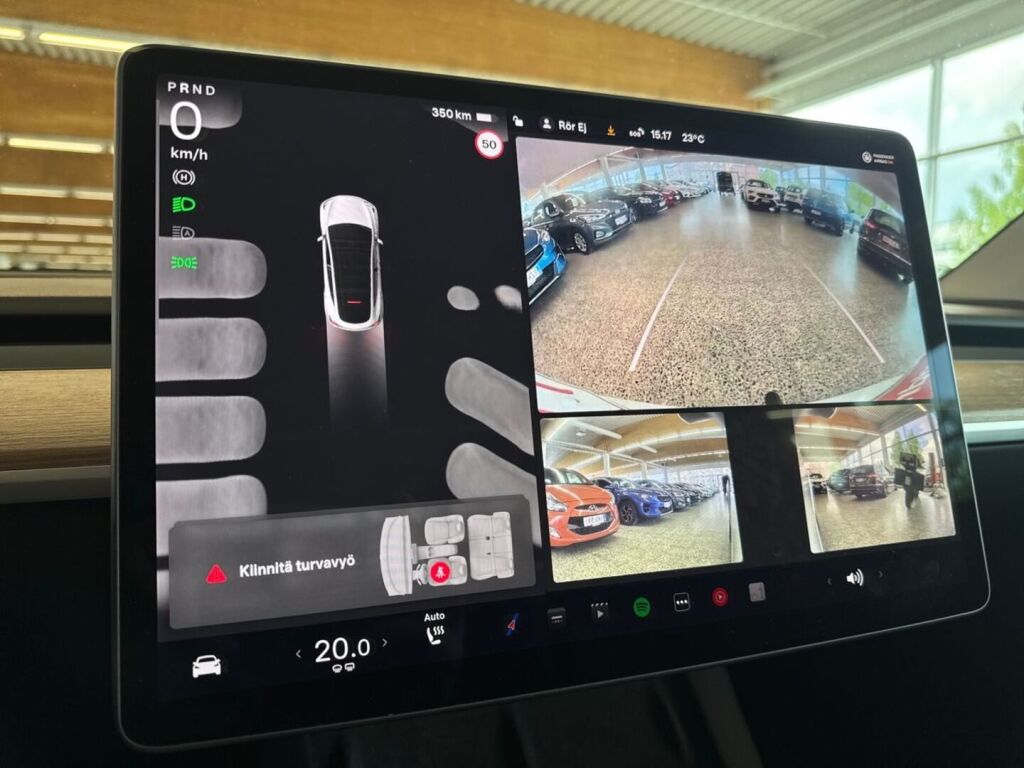 Tesla Model Y 2024 Valkoinen