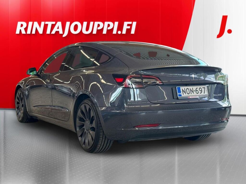 Tesla Model 3 2022 Harmaa