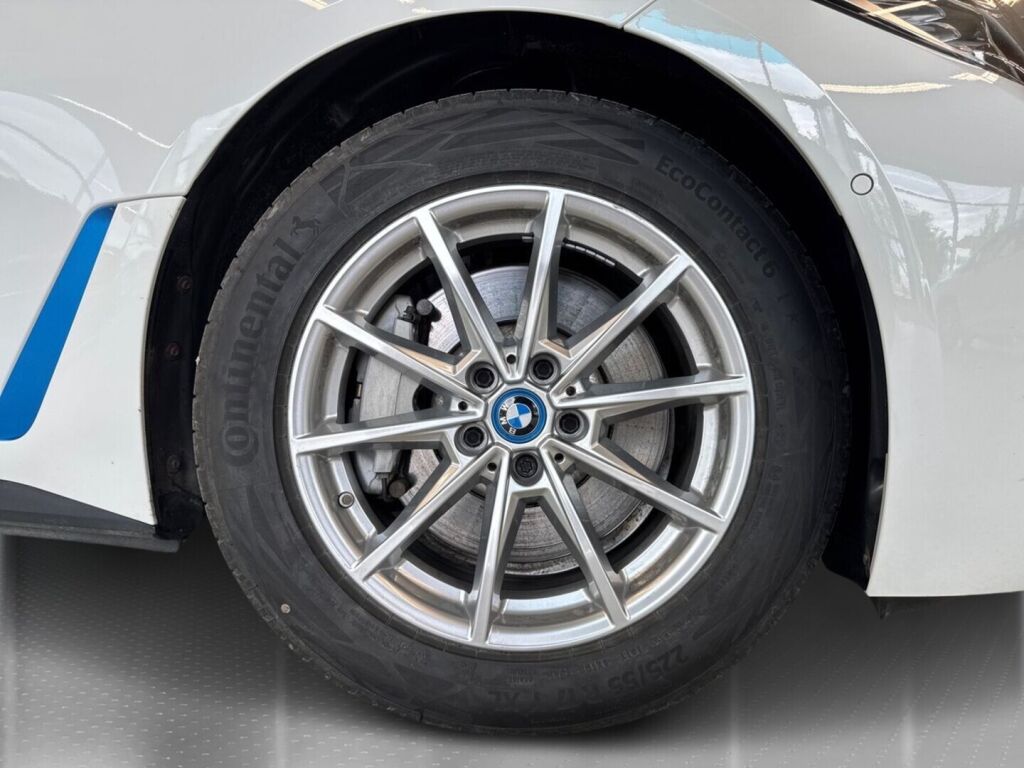 BMW i4 2022 