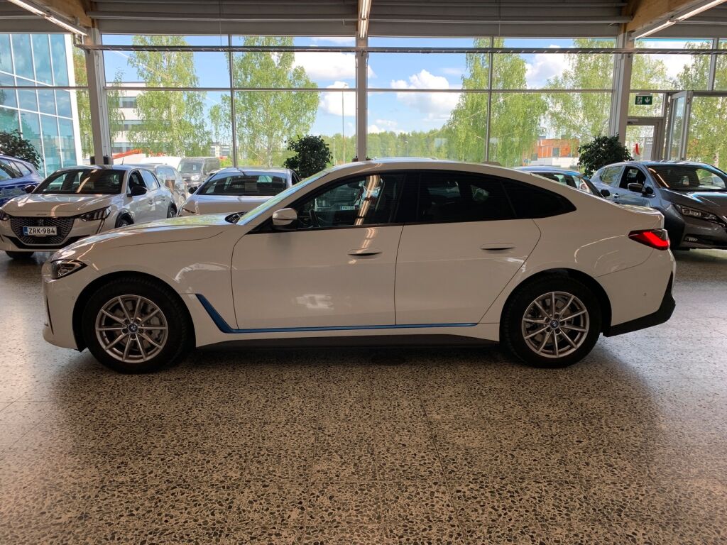 BMW i4 2022 
