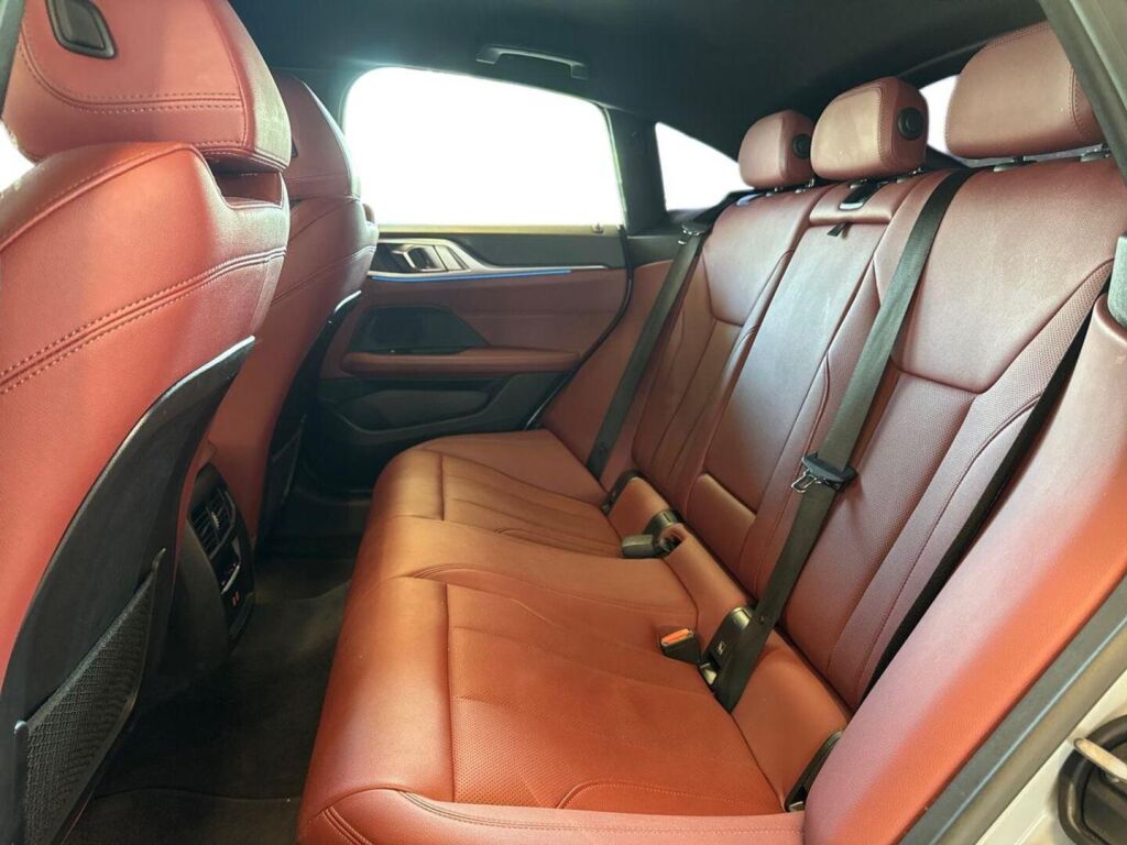 BMW i4 2023 Harmaa