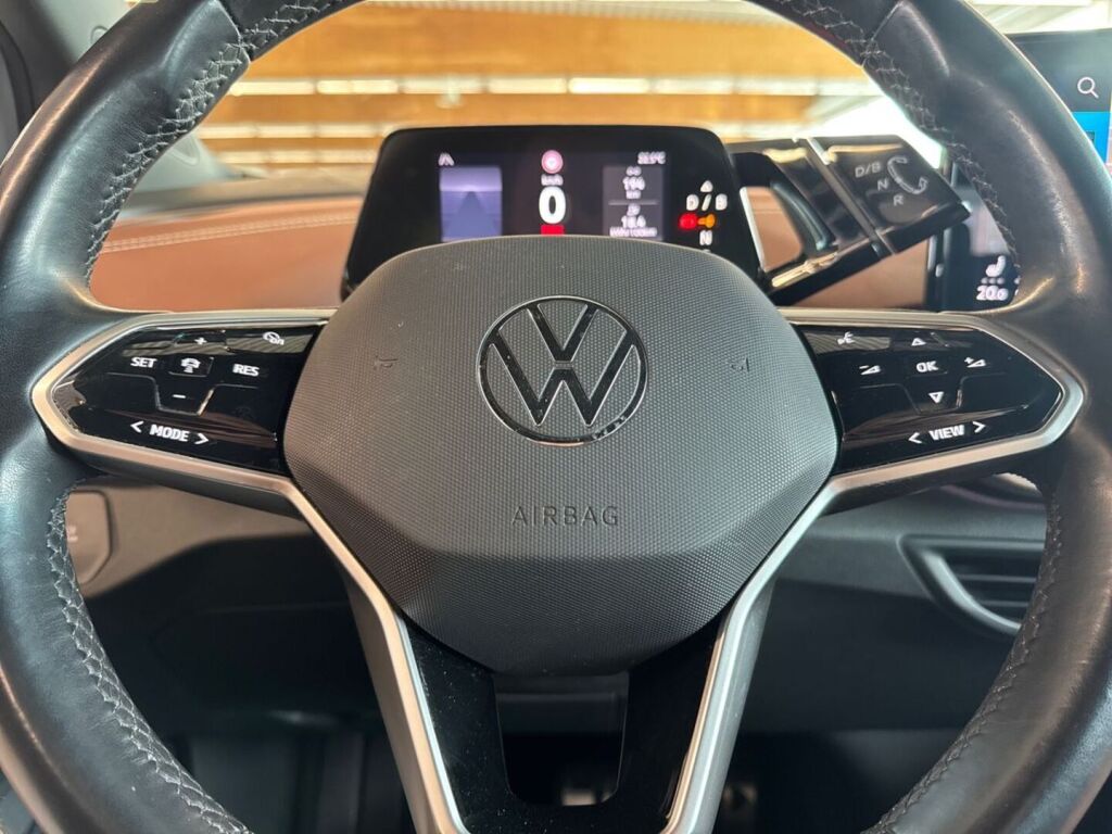 Volkswagen ID.5 2023 Harmaa