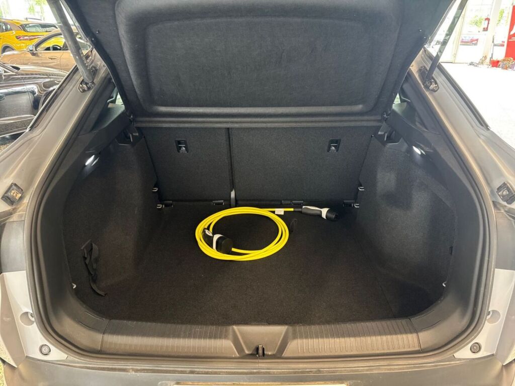 Volkswagen ID.5 2023 Harmaa