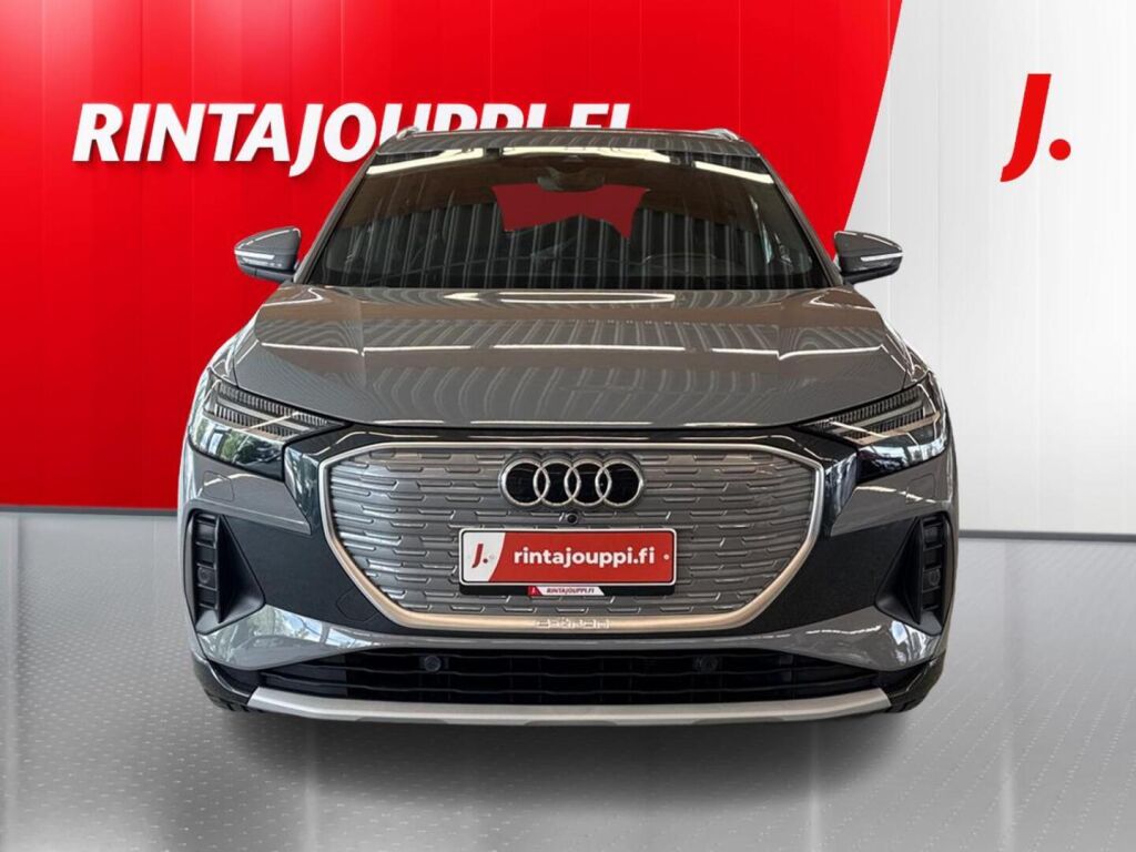 Audi Q4 e-tron 2022 Harmaa