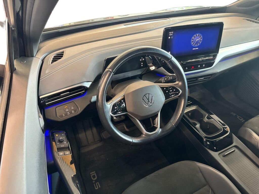 Volkswagen ID.5 2023 Musta