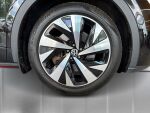 Volkswagen ID.5 2023 Musta