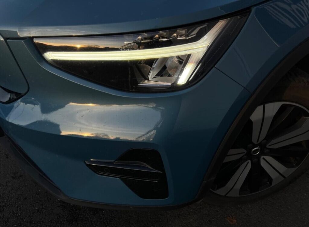 Volvo C40 2023 