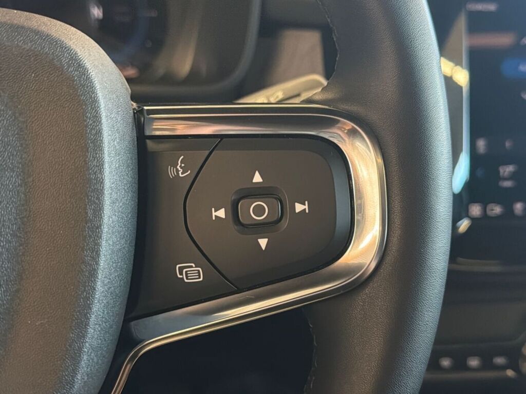 Volvo C40 2023 