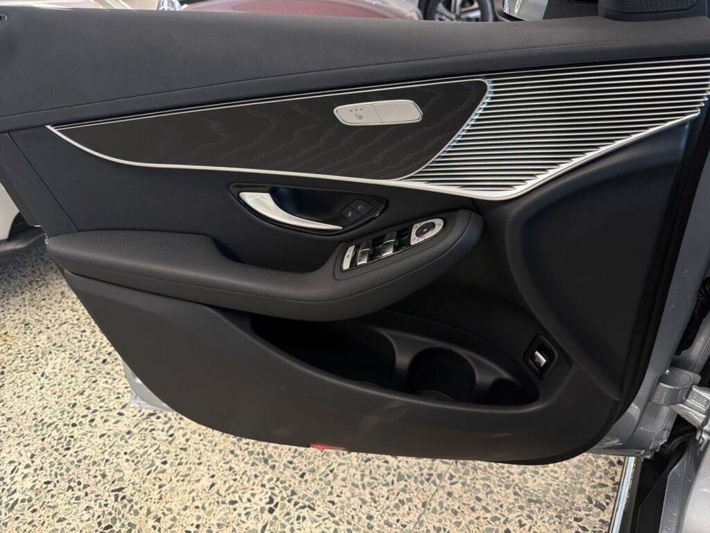 Mercedes-Benz EQC 2023 Harmaa