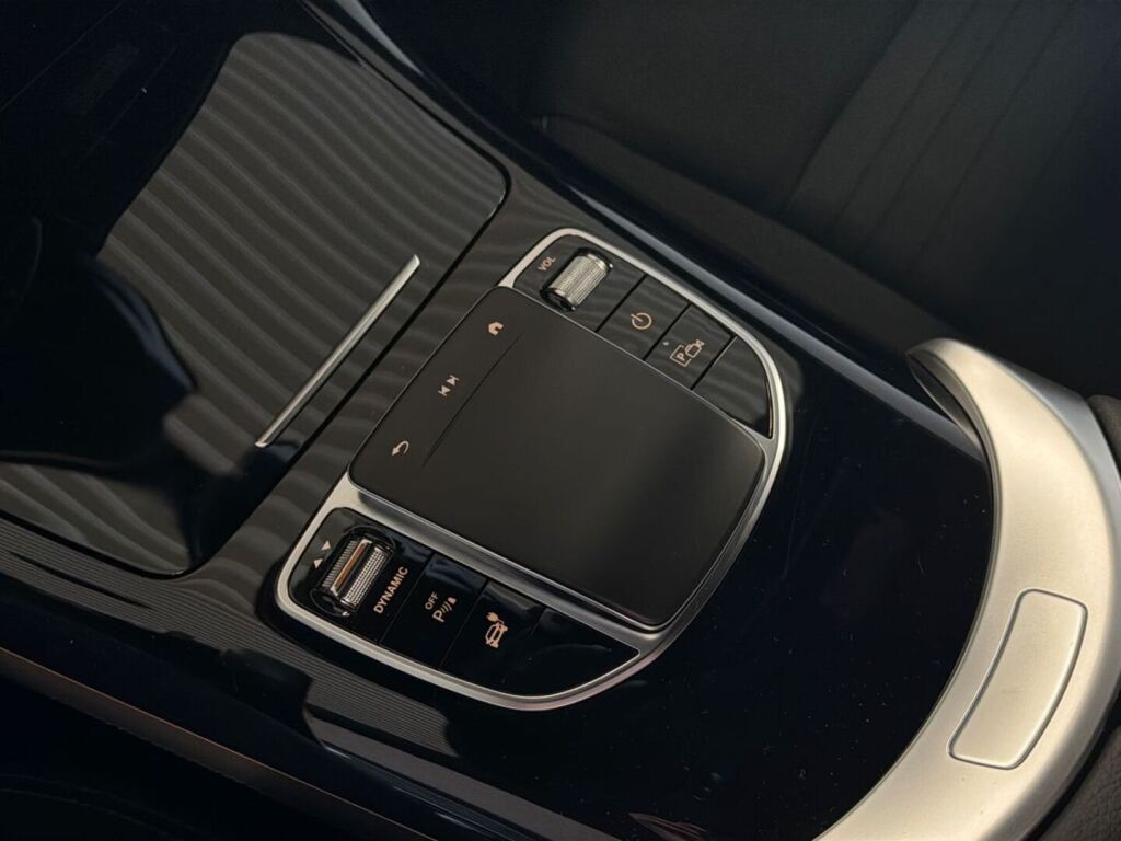 Mercedes-Benz EQC 2023 Harmaa