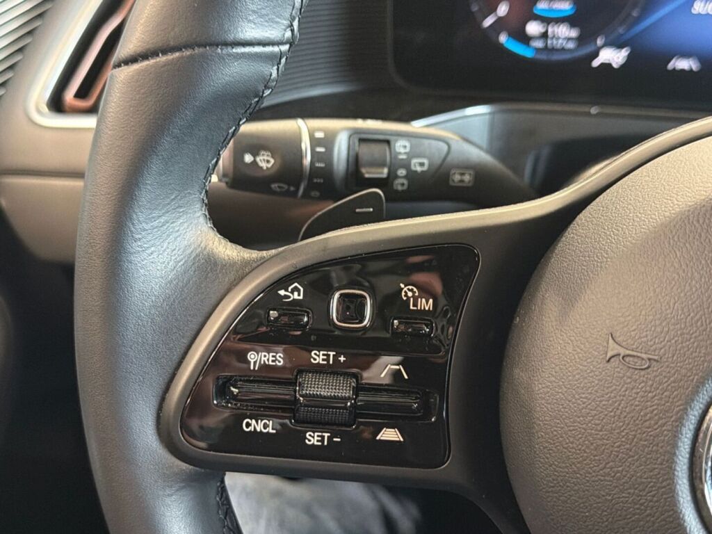 Mercedes-Benz EQC 2023 Harmaa