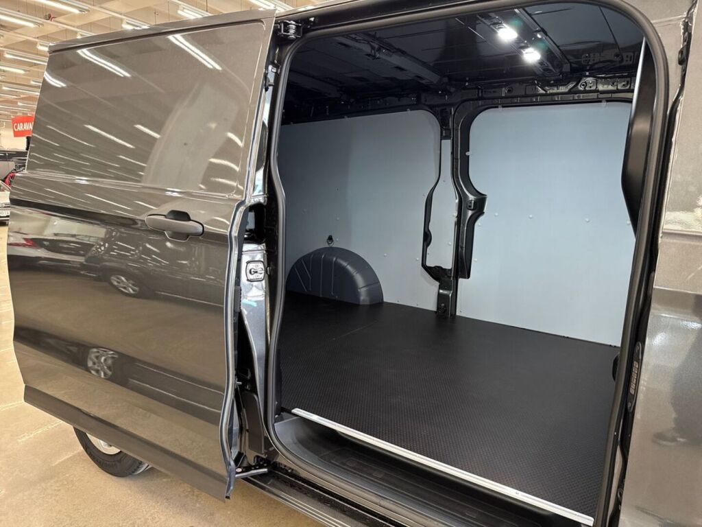 Ford Transit Custom 2026 Harmaa