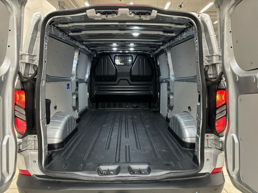 Ford Transit Custom 2026 Harmaa