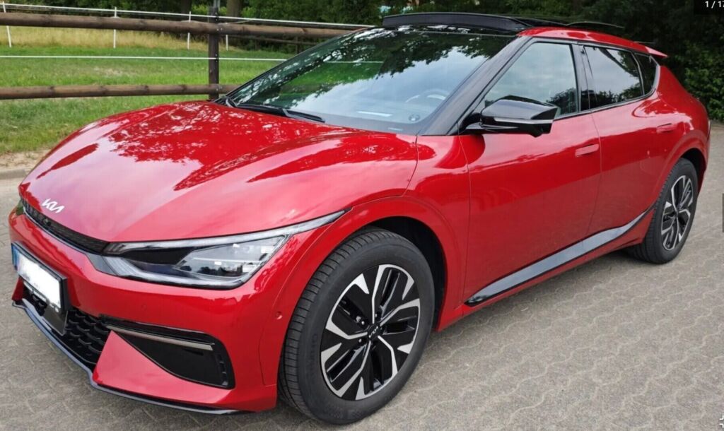Kia EV6 2023 met.punainen