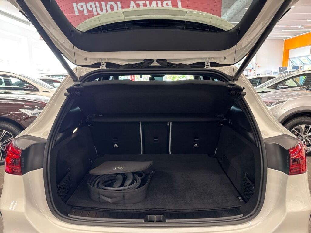 Mercedes-Benz EQA 2024 