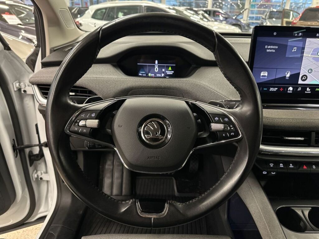 Skoda Enyaq 2022 Valkoinen (Moon White Metallic)