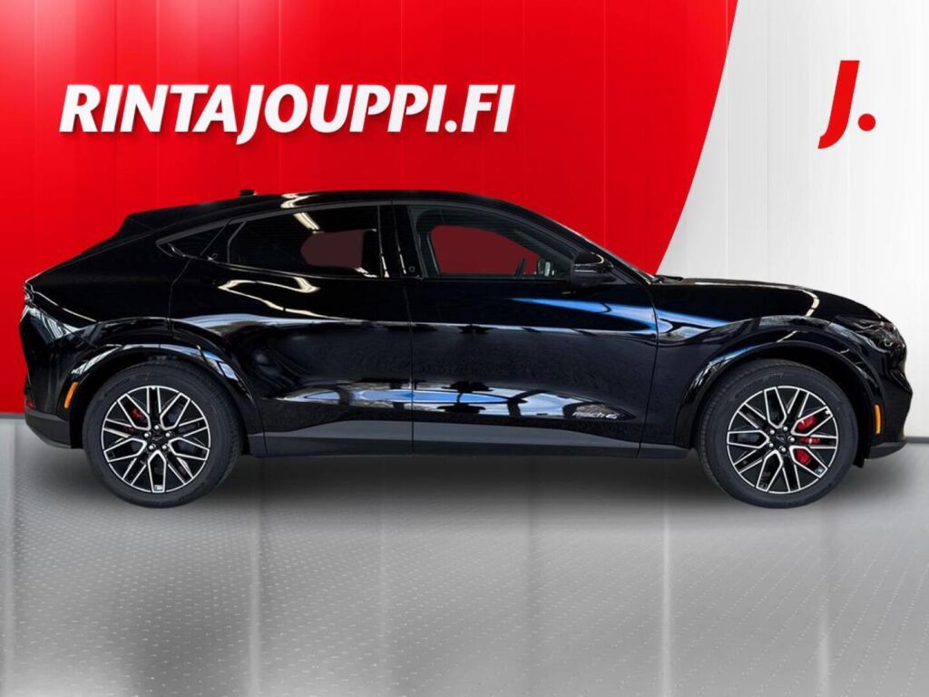 Ford Mustang Mach-E 2026 Absolute Black