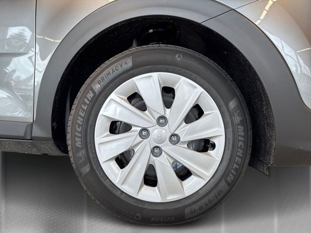 Kia Stonic 2026 Harmaa