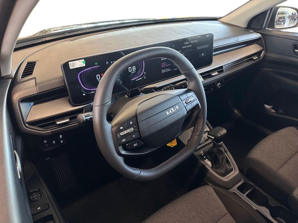 Kia Stonic 2026 Musta