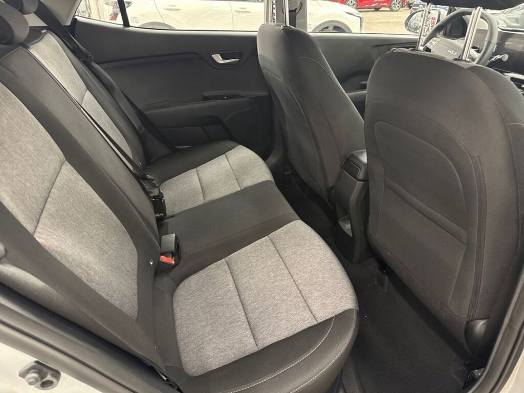 Kia Stonic 2026 Harmaa