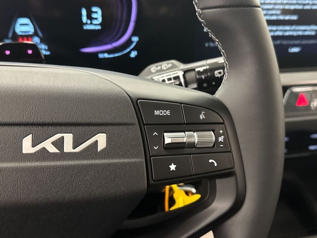 Kia Stonic 2026 Harmaa