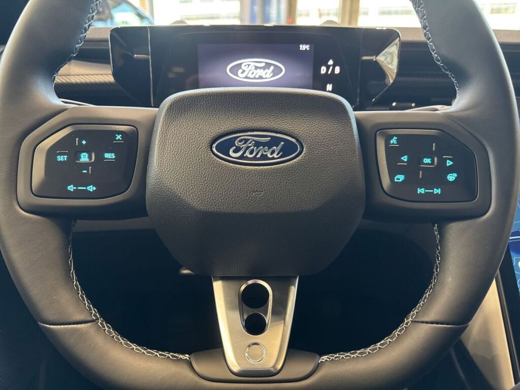 Ford Capri 2026 Magnetic