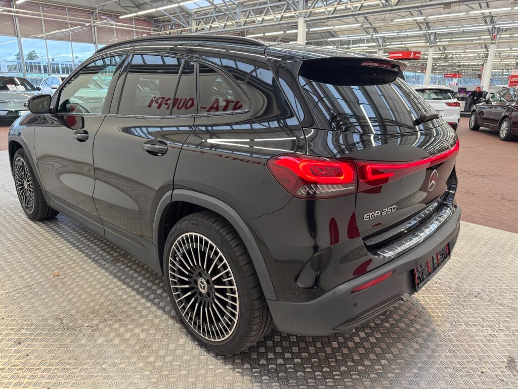 Mercedes-Benz EQA 2023 Musta