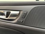 Volvo V60 2025 