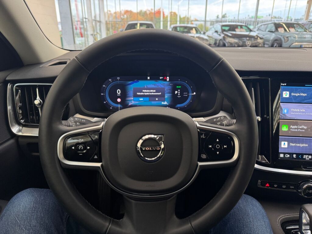 Volvo V60 2025 