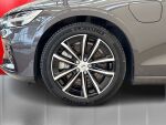 Volvo V60 2025 