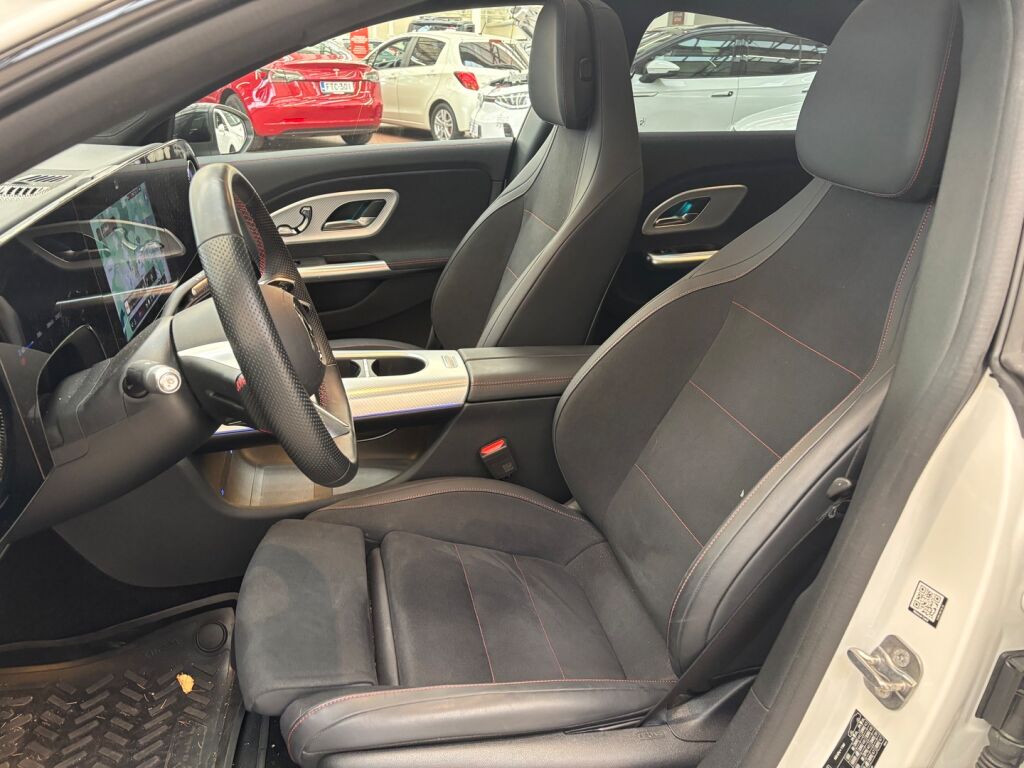 Mercedes-Benz CLA 2025 Valkoinen
