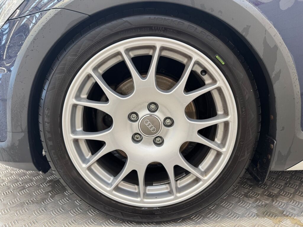 Volkswagen Golf 2016 Sininen