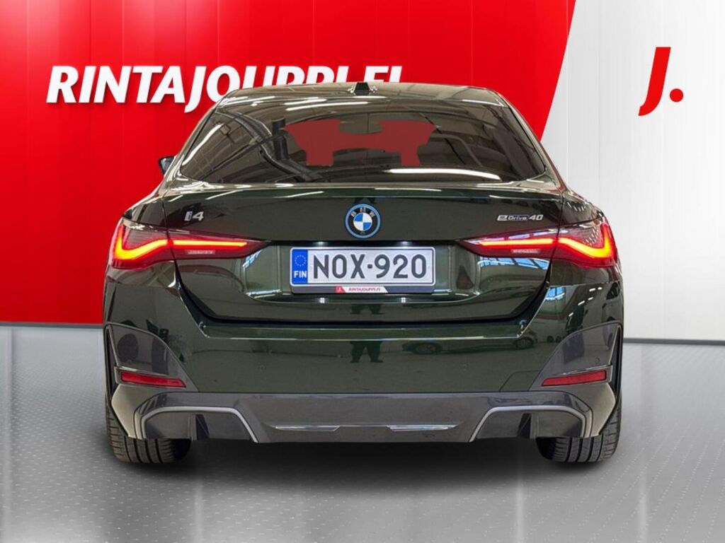 BMW i4 2022 